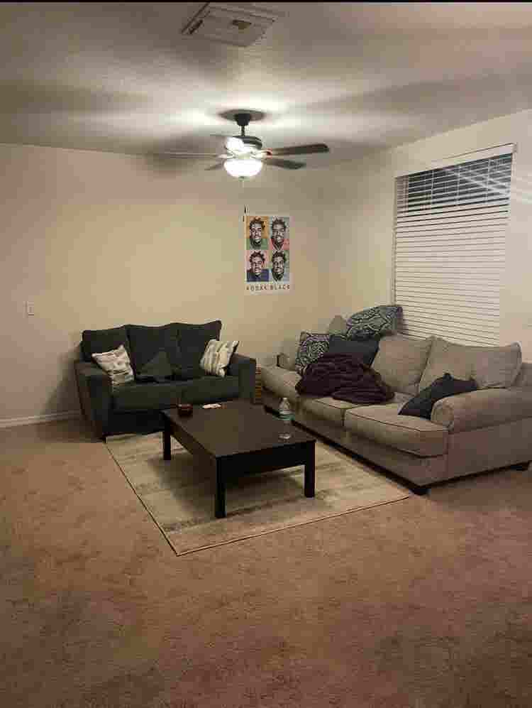 Master Bed/Bath w/ Spacious Closet