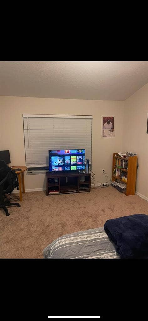 Master Bed/Bath w/ Spacious Closet