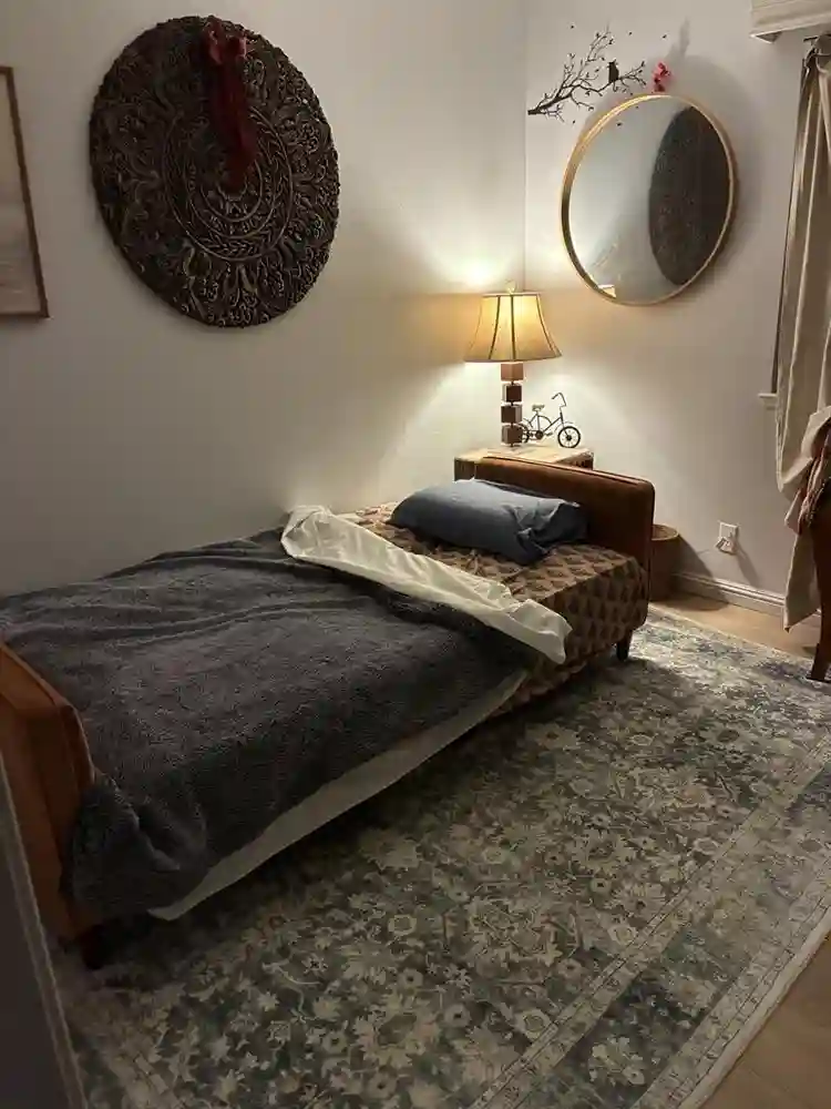 Furnished Room in quiet home in MV-