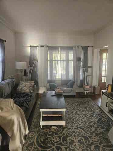 Room Near Riverside Park NE GR