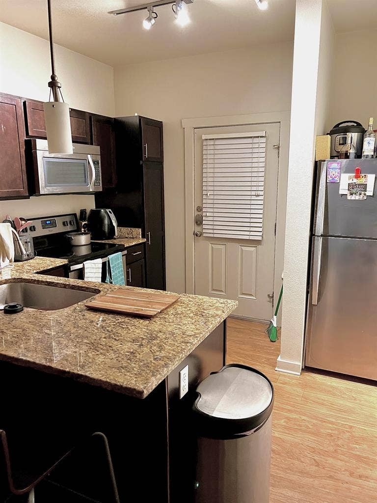 Large Bedroom W/ Private Bathroom