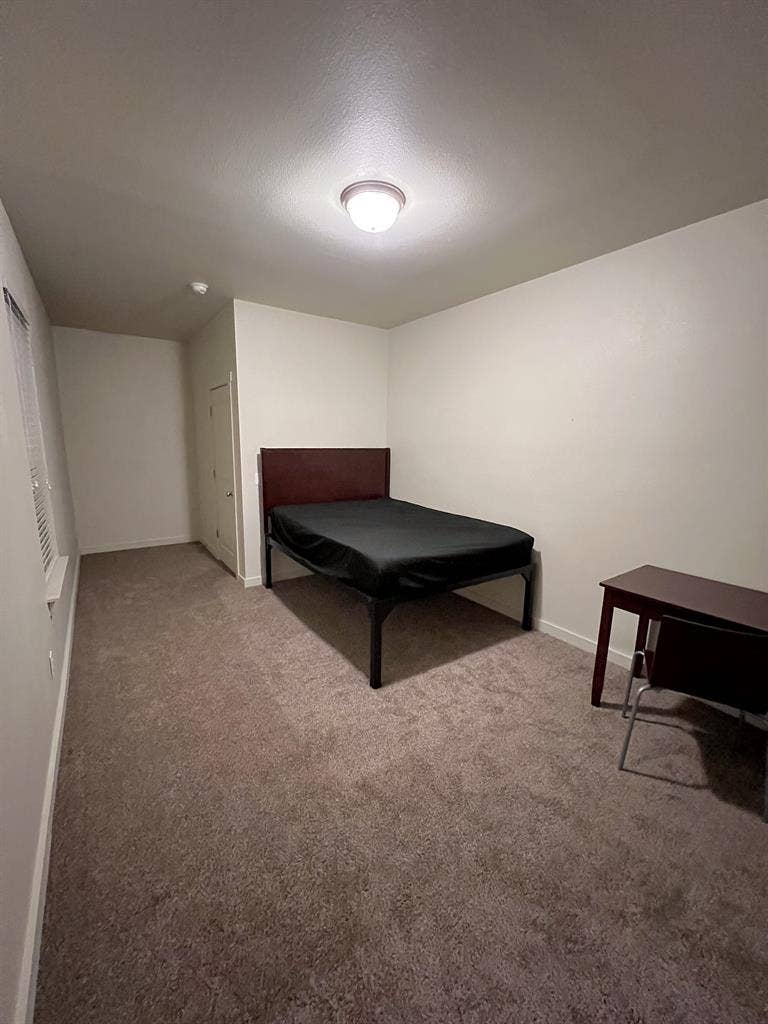 Large Bedroom W/ Private Bathroom
