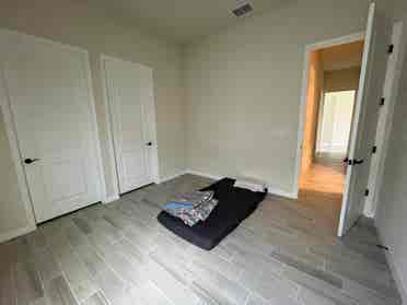 4 Bedroom house on Lake Pickett