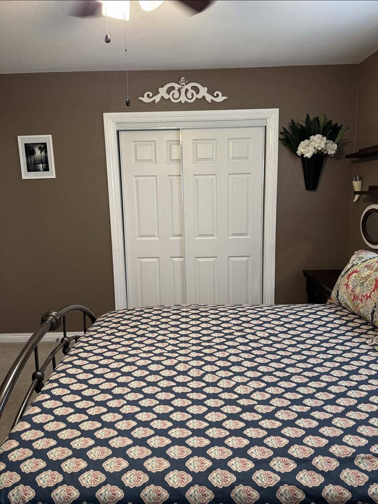 Private room in a nice neighborhood