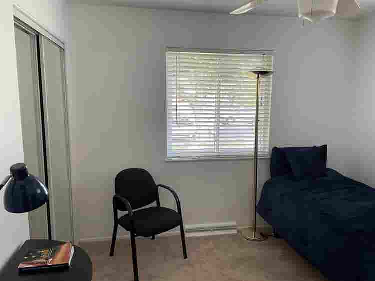 Room for rent near Glendale