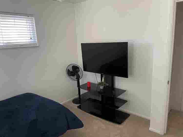 Room for rent near Glendale