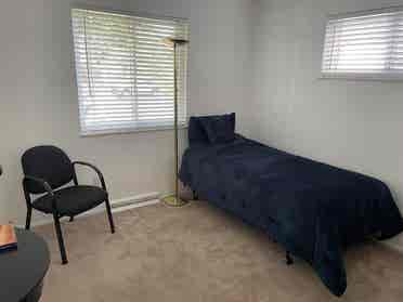 Room for rent near Glendale
