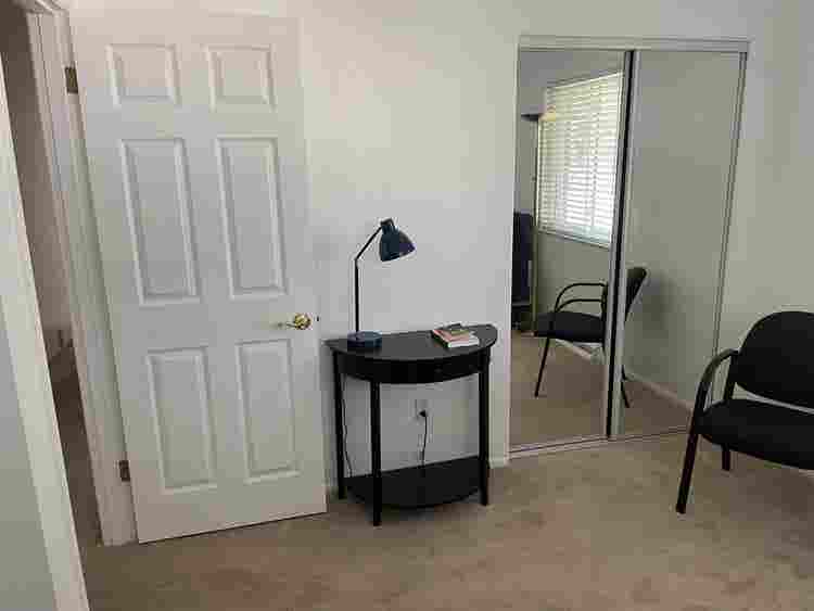 Room for rent near Glendale