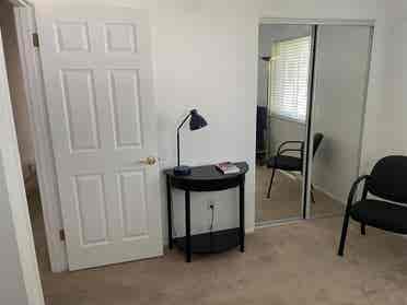 Room for rent near Glendale