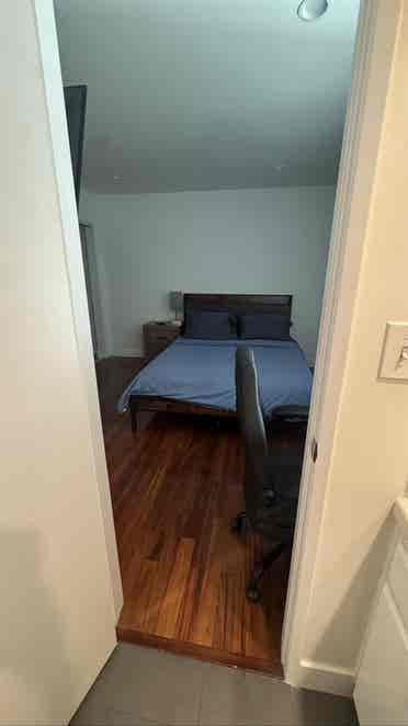 Furnished Room w/ private bathroom