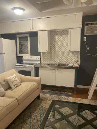 Cozy safe studio close to beaches