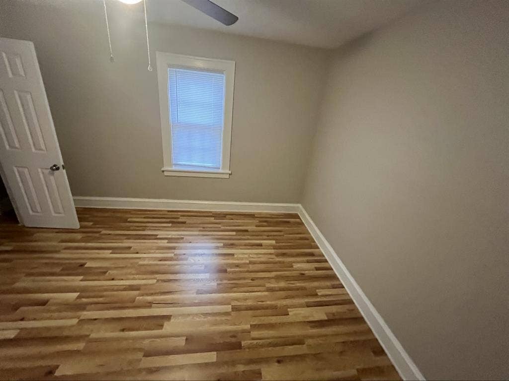 1 bd for rent