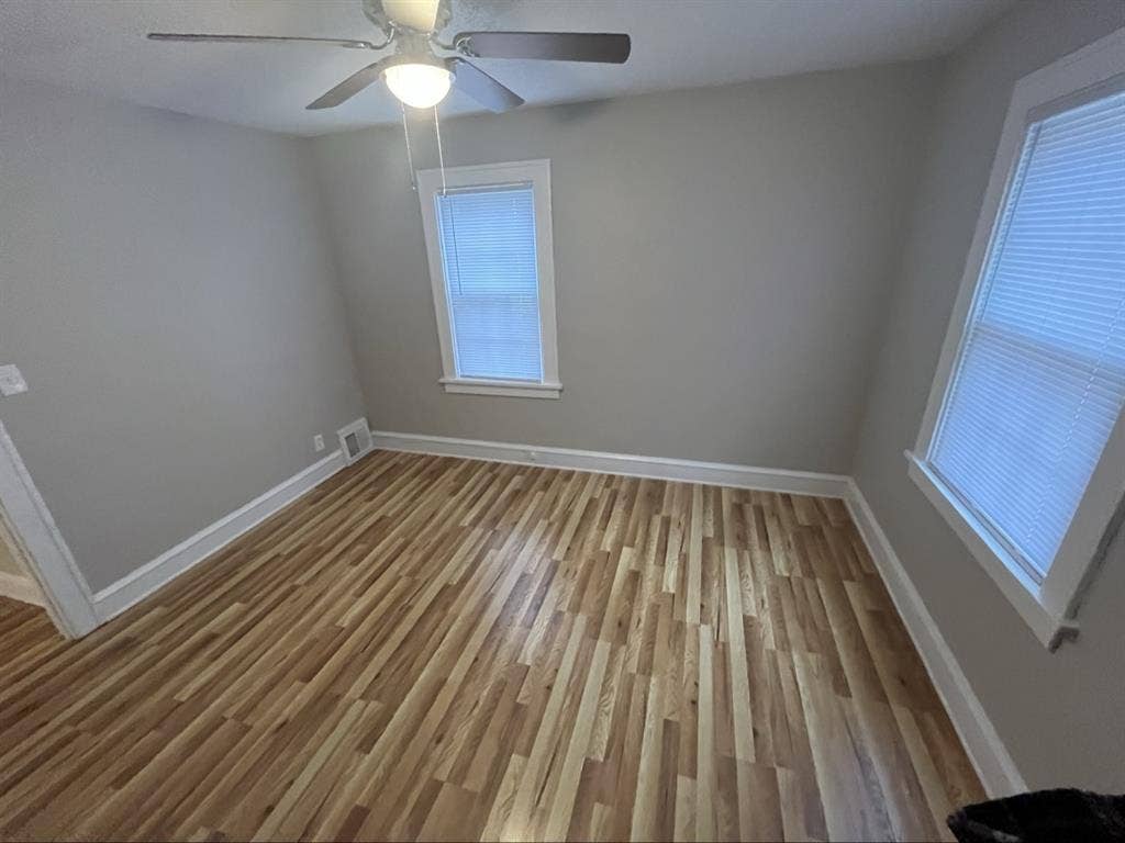 1 bd for rent