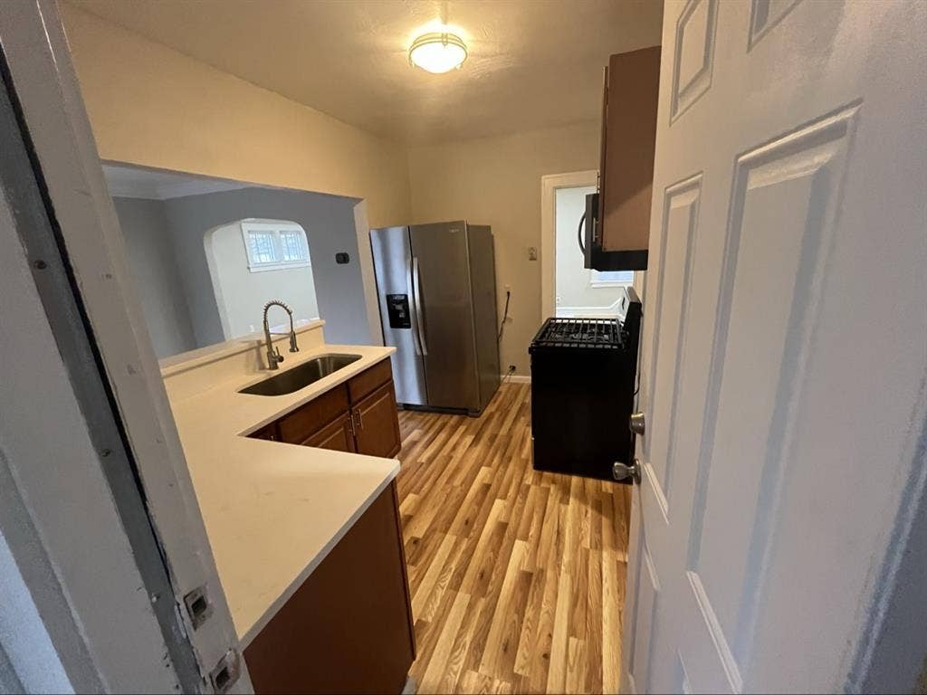 1 bd for rent