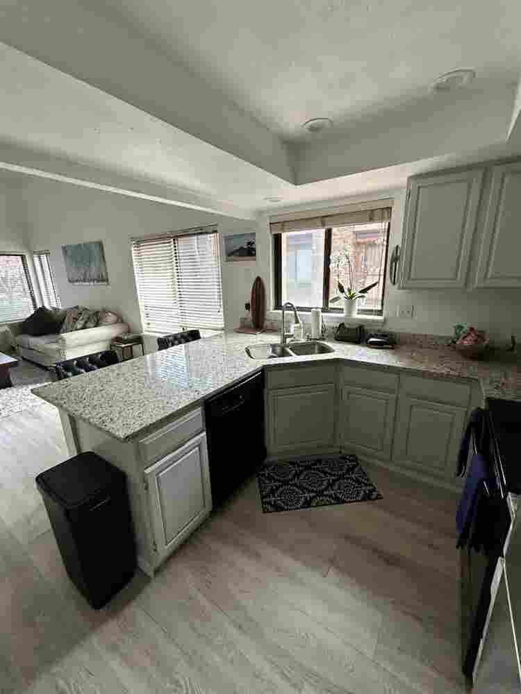 Looking for roommate!