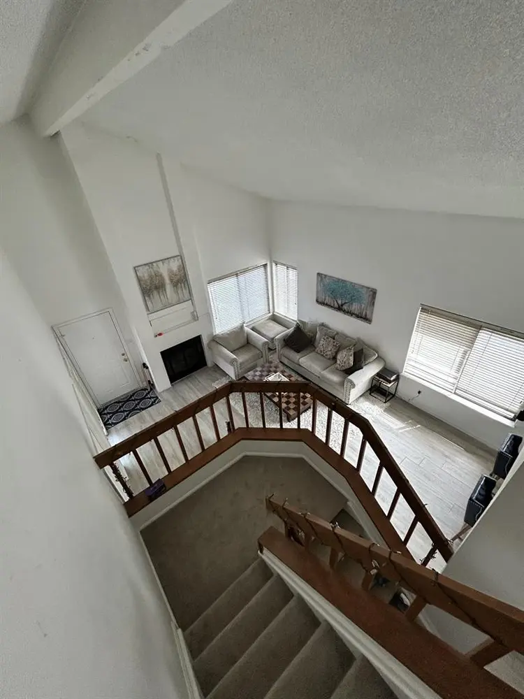 Looking for roommate!