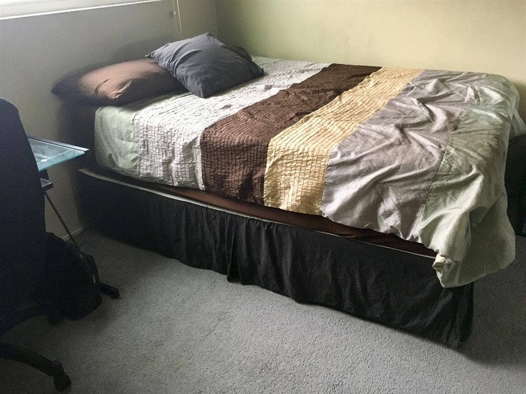 Big FULLY FURNISHED Private Bedroom