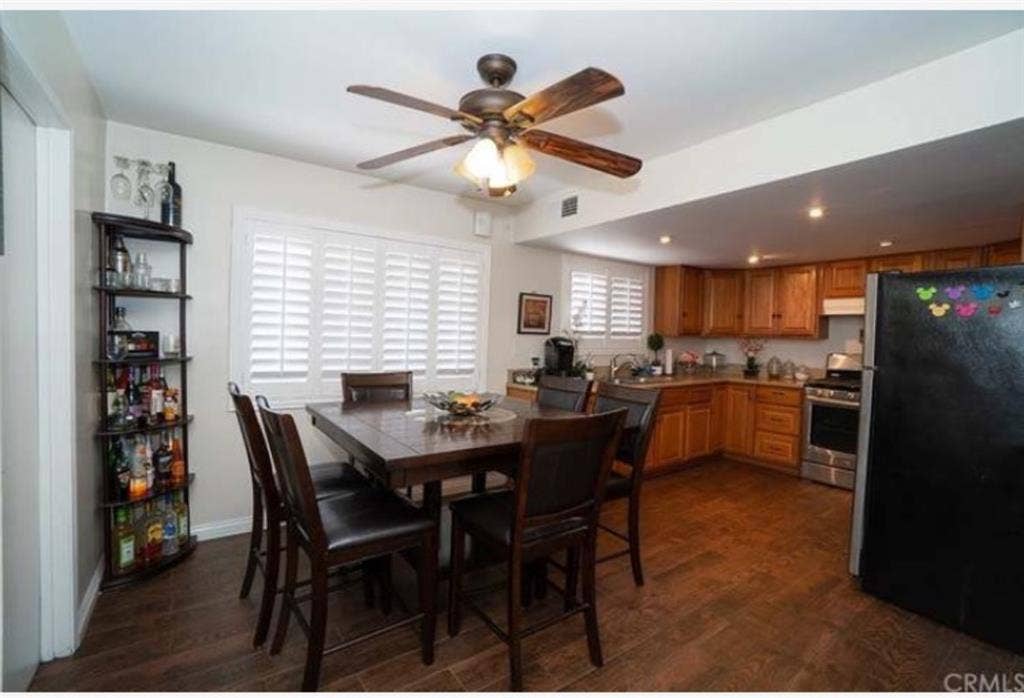 Private room for rent