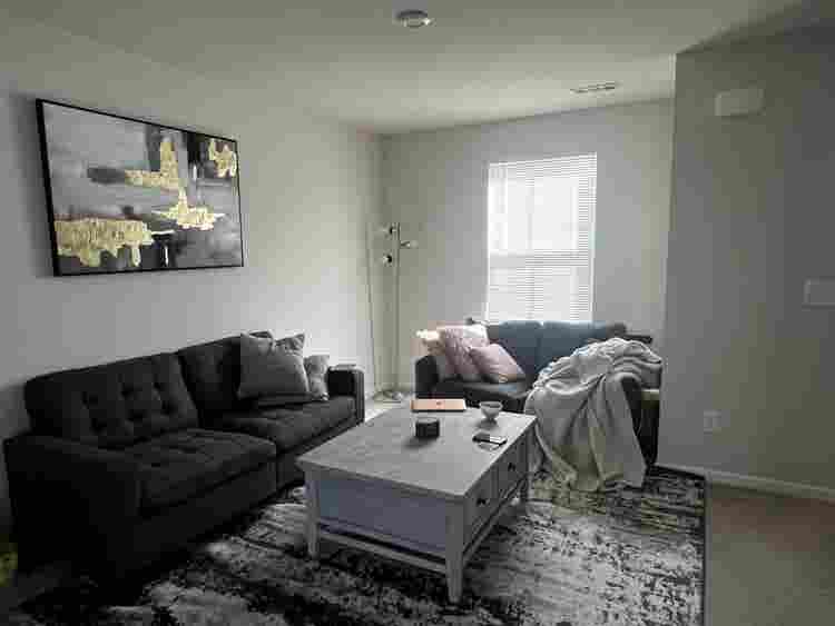 Entire townhouse for rent