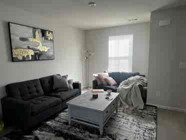 Entire townhouse for rent