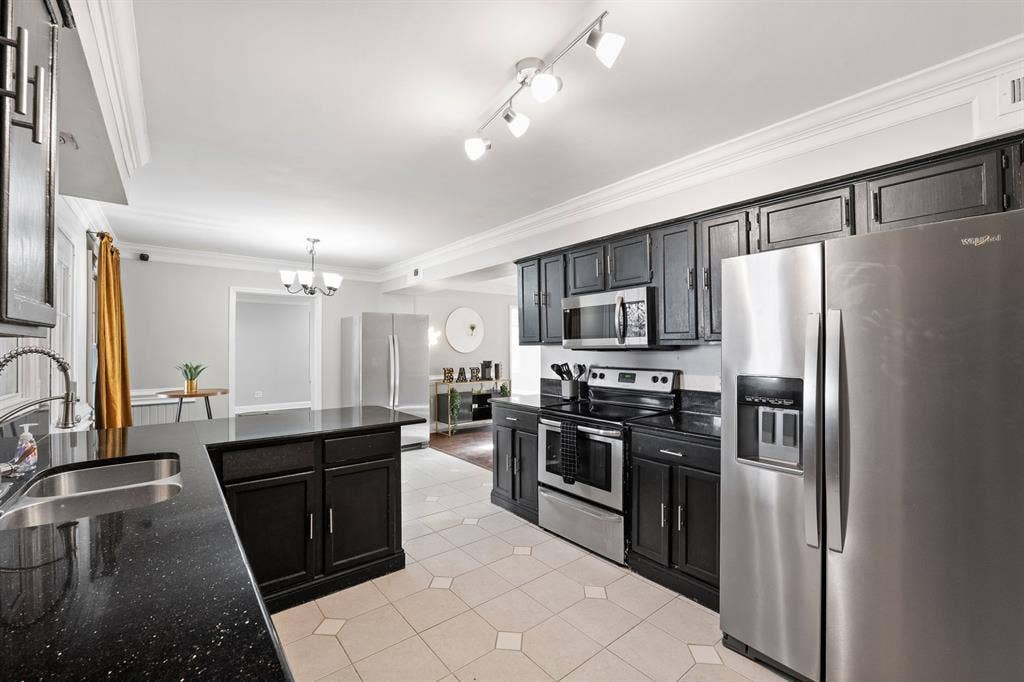 Rooms in East Charlotte!
