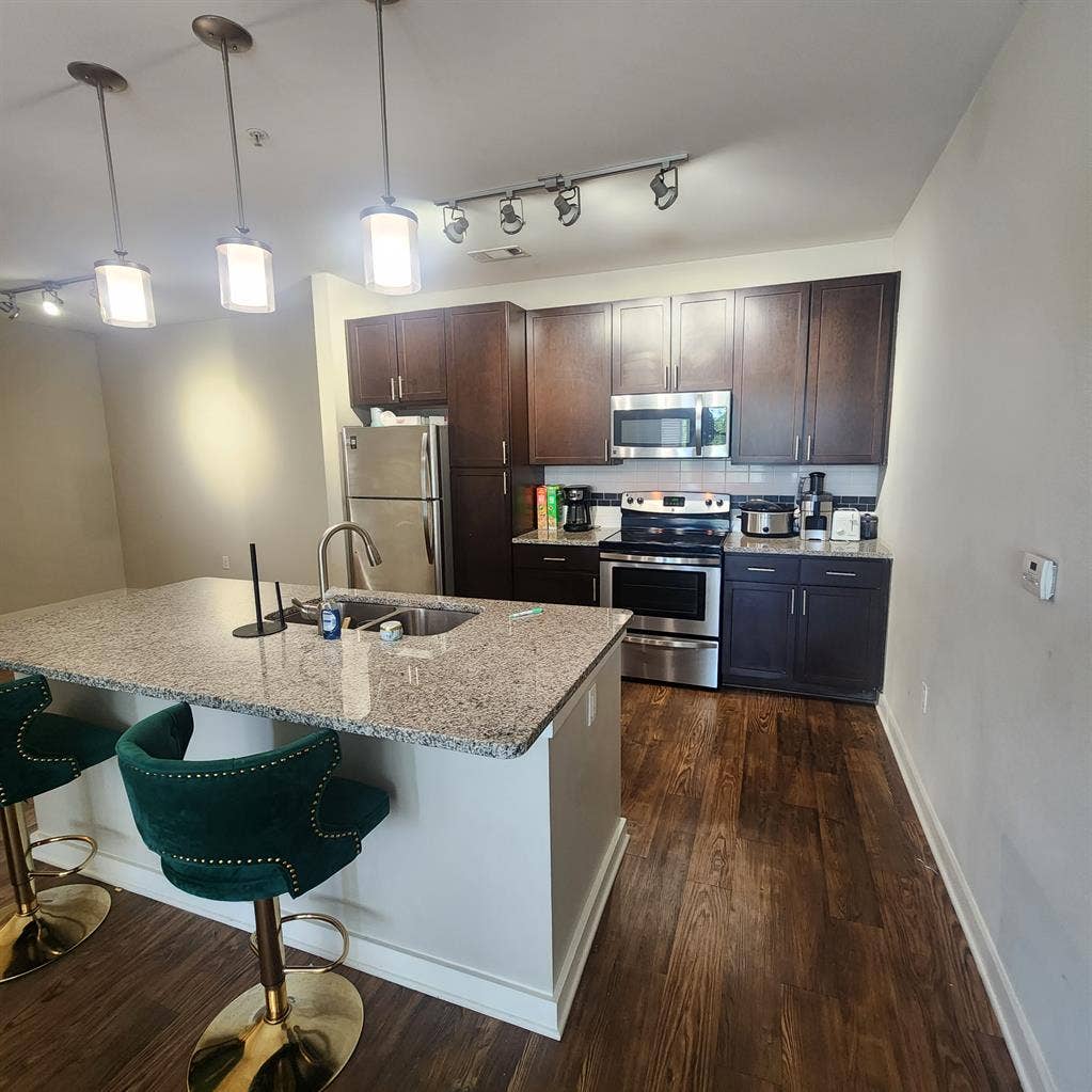 Roommate wanted