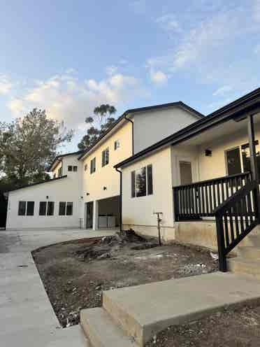 PRIVATE ROOM SUBLEASE on fredericks