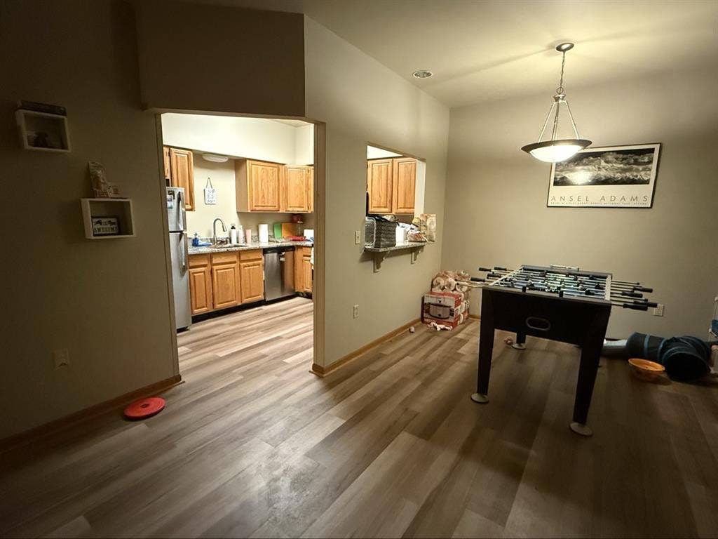 Roommate wanted