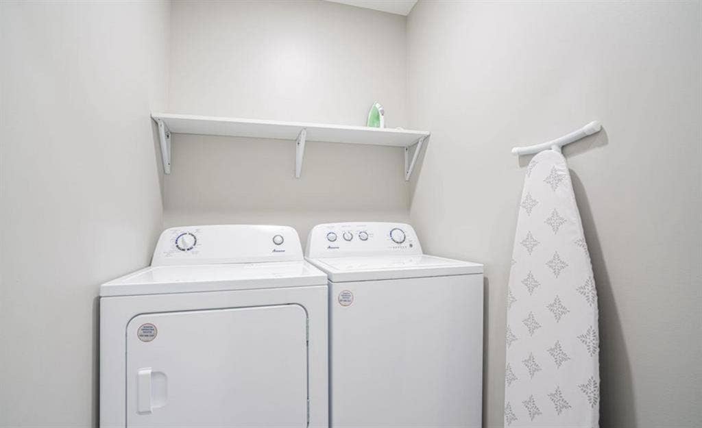 Unique Opportunity Room For Rent