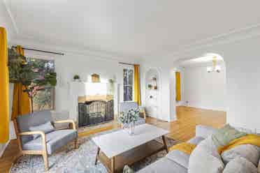 Single Bedroom in Charming House