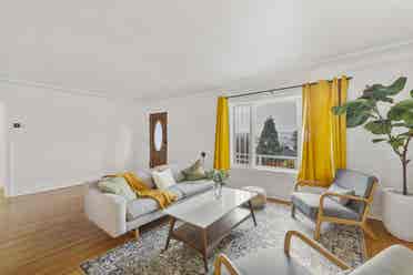 Single Bedroom in Charming House