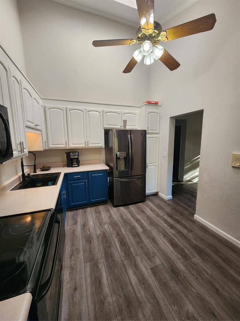 Great room in pet friendly house