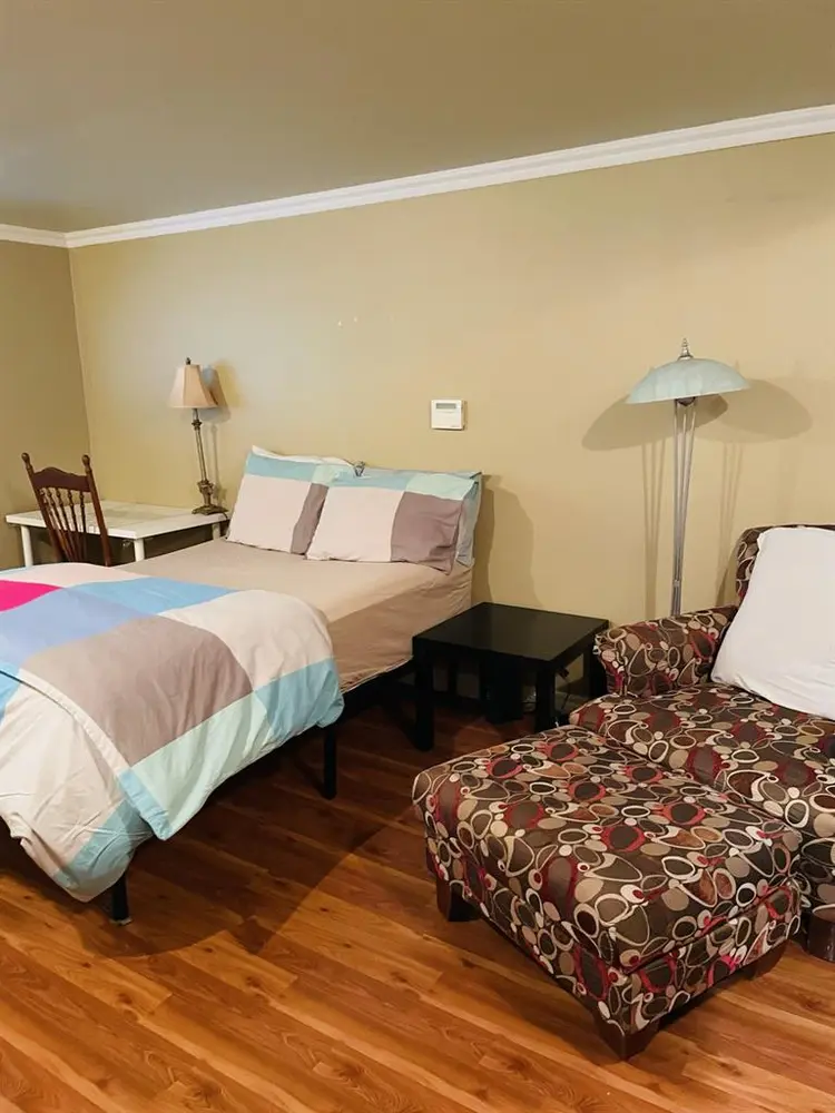 Private Room For Rentt