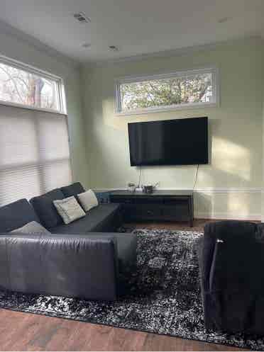Room for rent in Falls Church VA