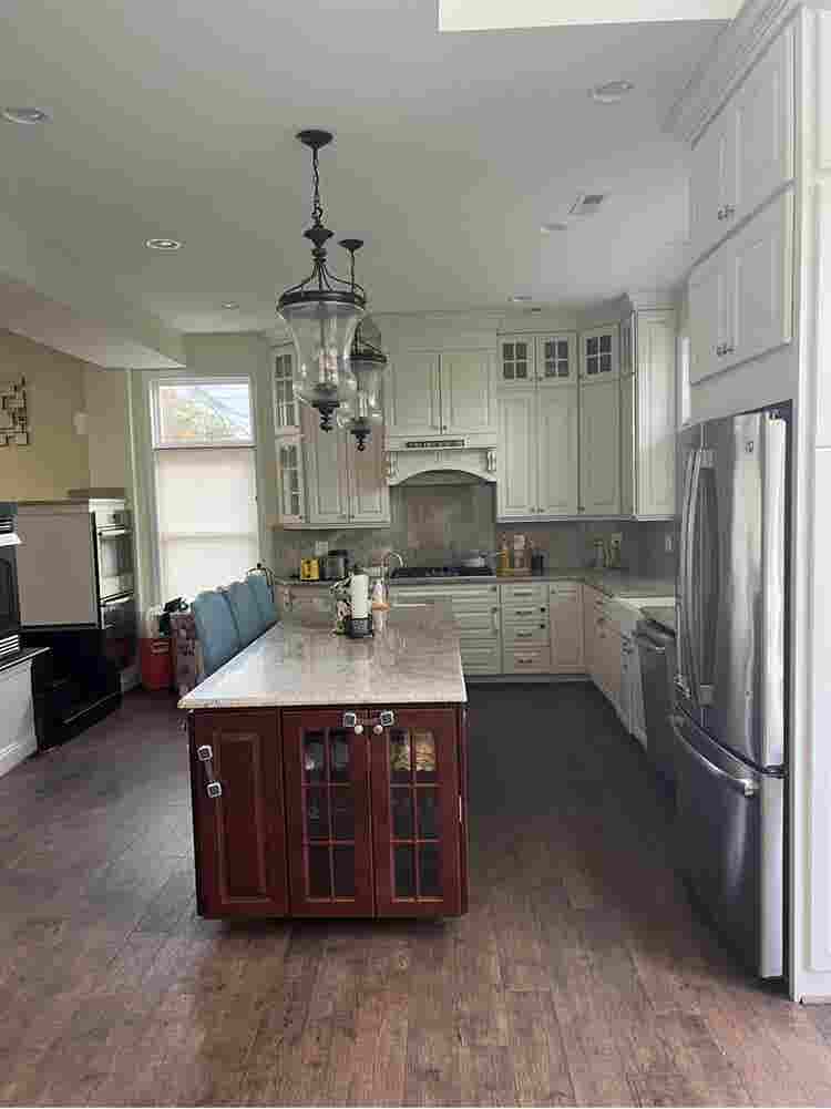 Room for rent in Falls Church VA