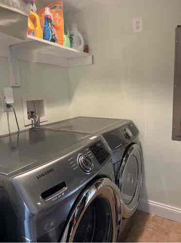 Room for rent in Falls Church VA