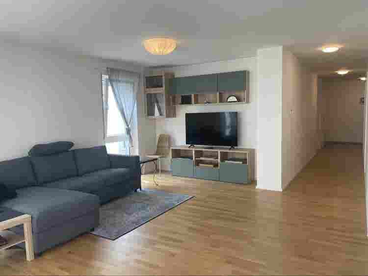 Private bedroom in shared apartment