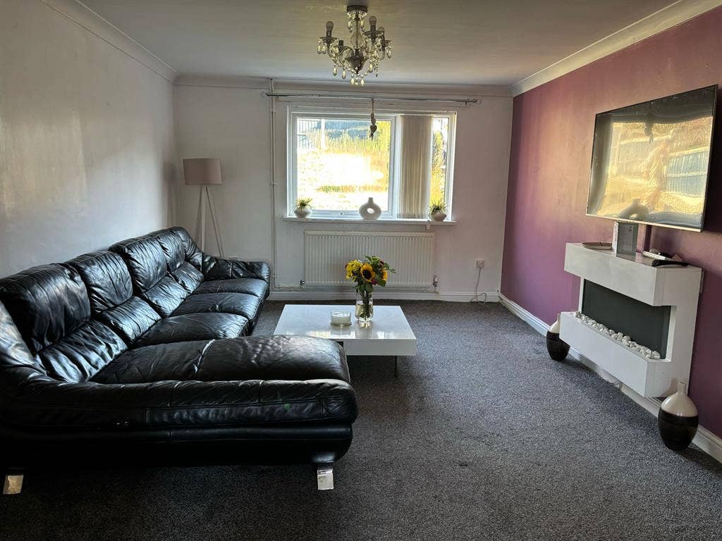 3 bedroom Terraced house to rent