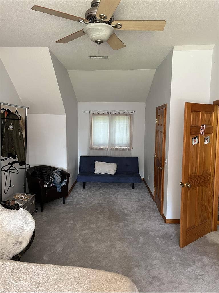 Spacious bedroom available .