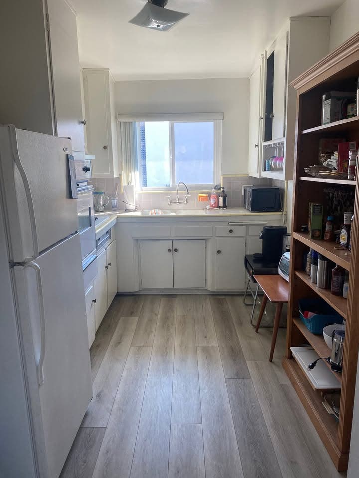 PRIVATE BEDROOM & PRIVATE BATHROOM