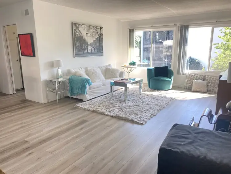 PRIVATE BEDROOM & PRIVATE BATHROOM