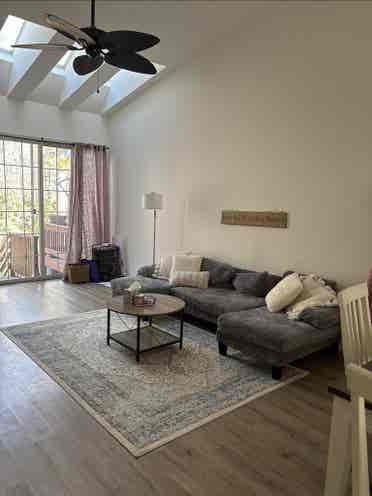 Offering master bed/bath for rent!