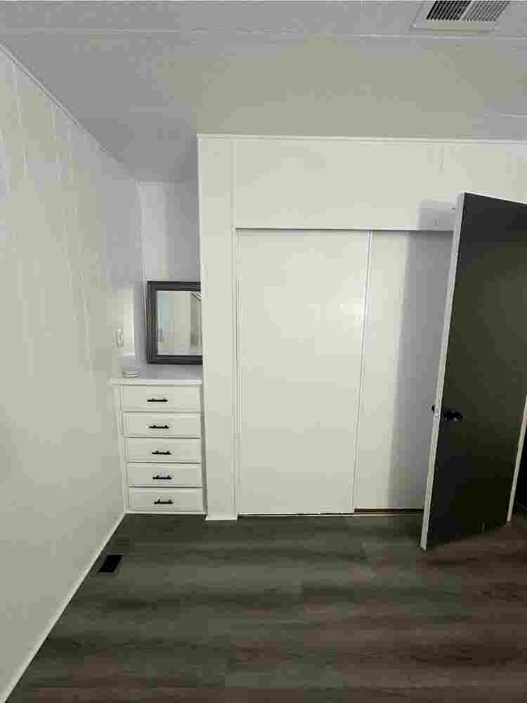 1 Private Bedroom, 1 private bath