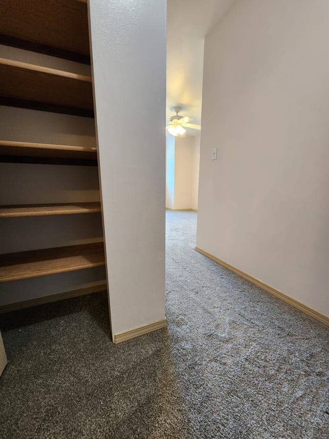 Room for rent in a quiet community