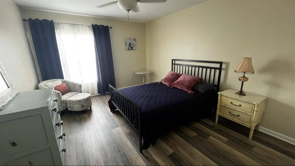 Furnished room with private bath