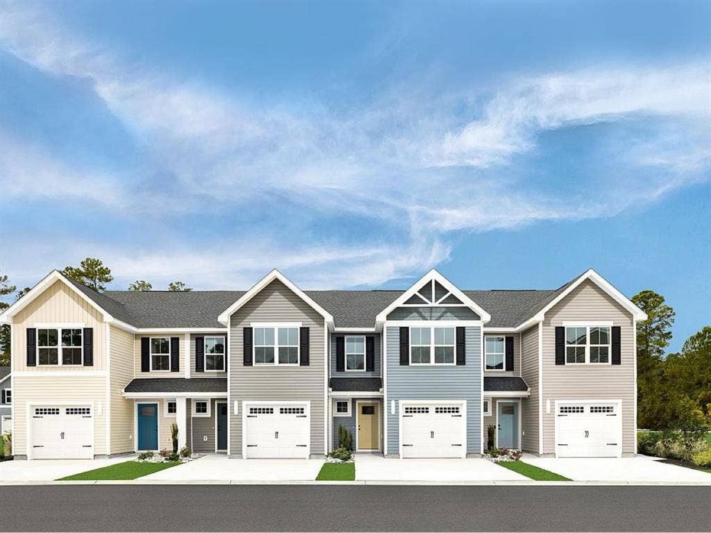 Room in a 3bd townhome for rent.