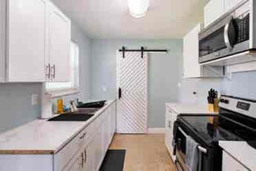 Peaceful Furnished Room