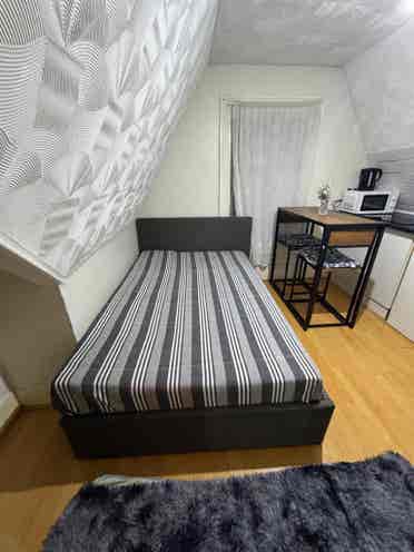 Studio Room for rent