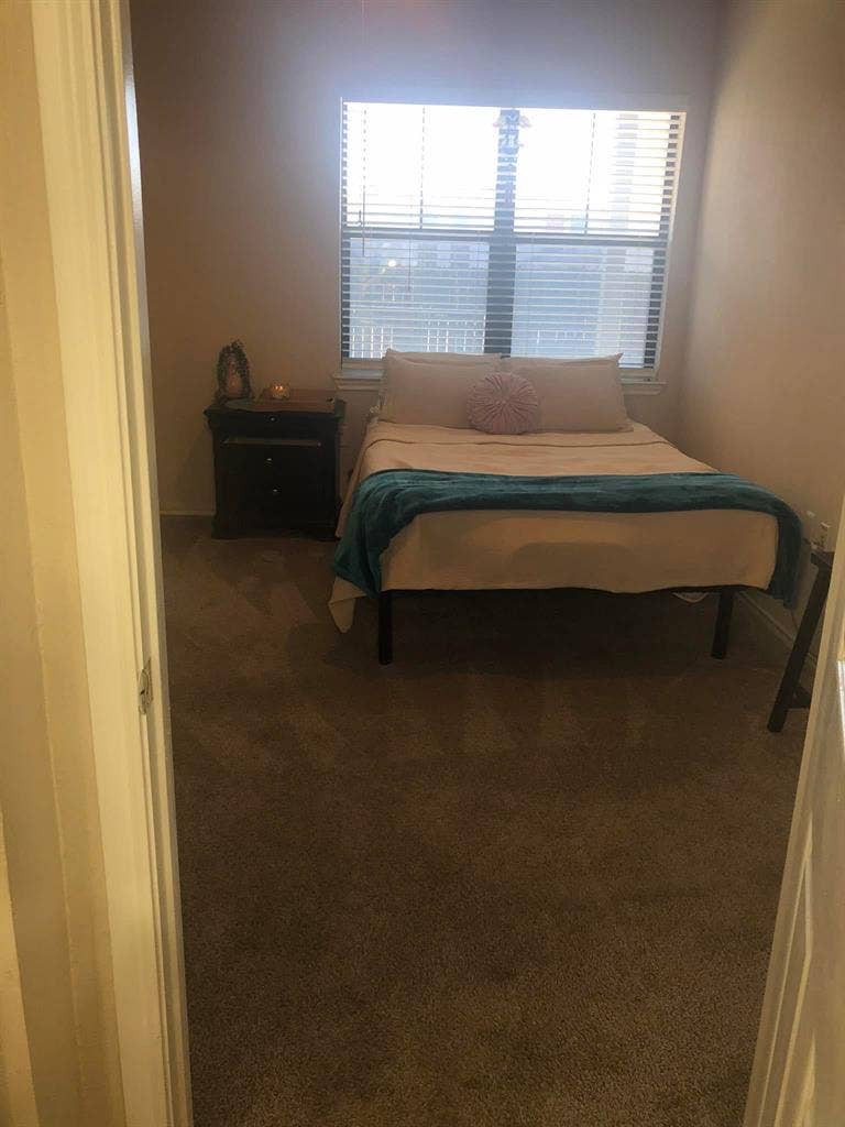 Huge Master bedroom/private bath