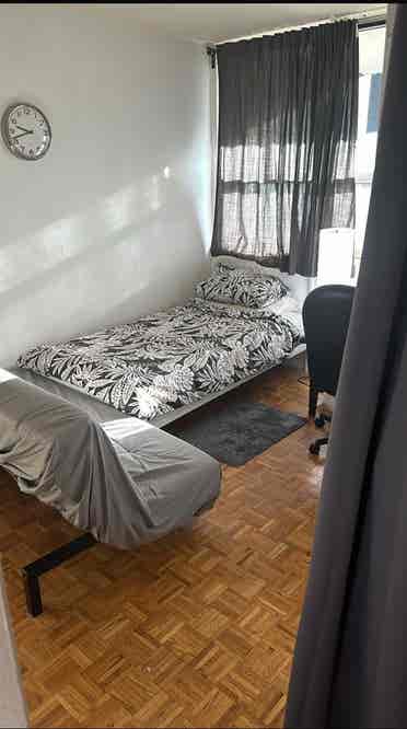 Private room with lockable door